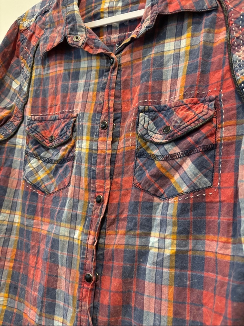 BKE Western Rocker Chic Plaid Button Up Shirt Colorful Medium Y2K - Picture 2 of 7